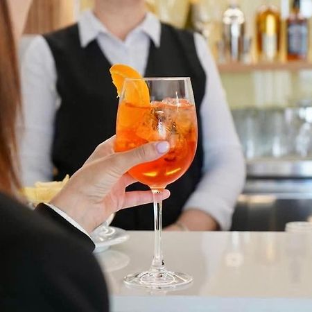 Pegasus Hotel Сасари Екстериор снимка