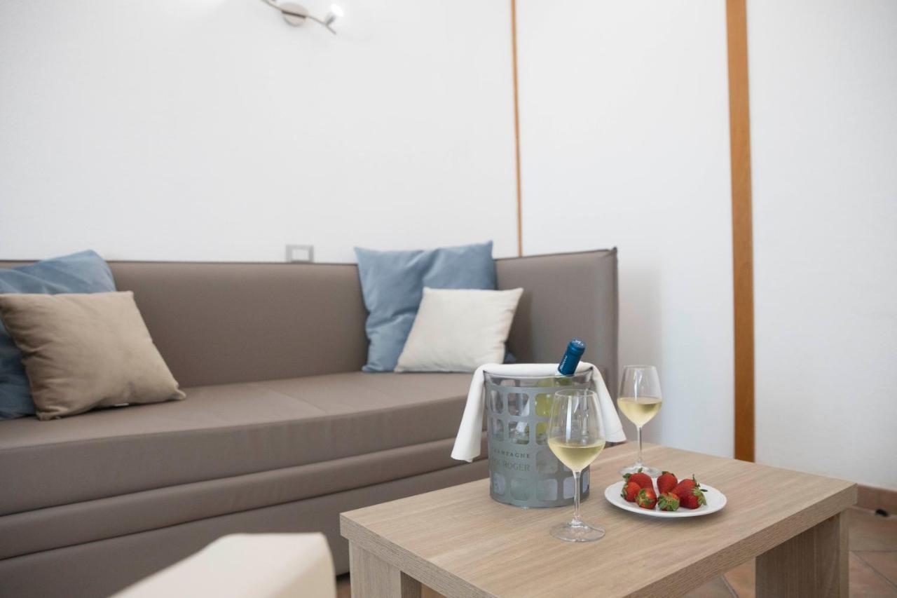 Pegasus Hotel Сасари Екстериор снимка